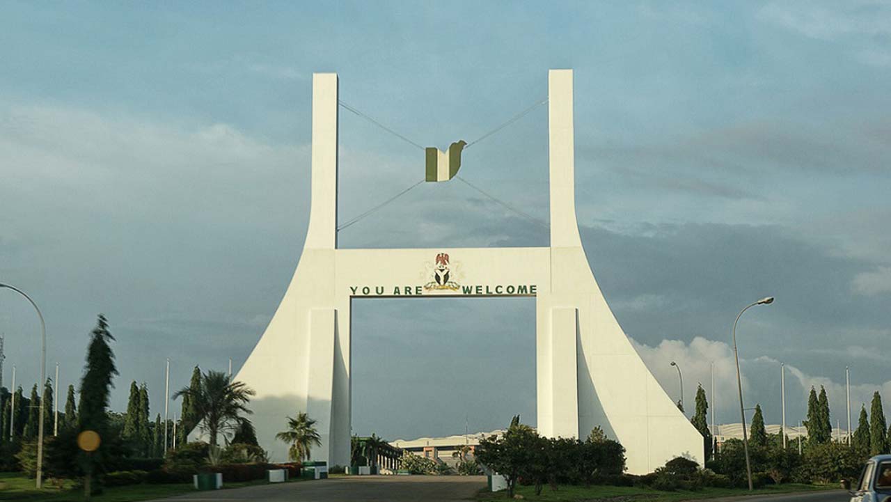 Veterinary officials urge residents to vaccinate dogs and cats following the rabies outbreak in Abuja.