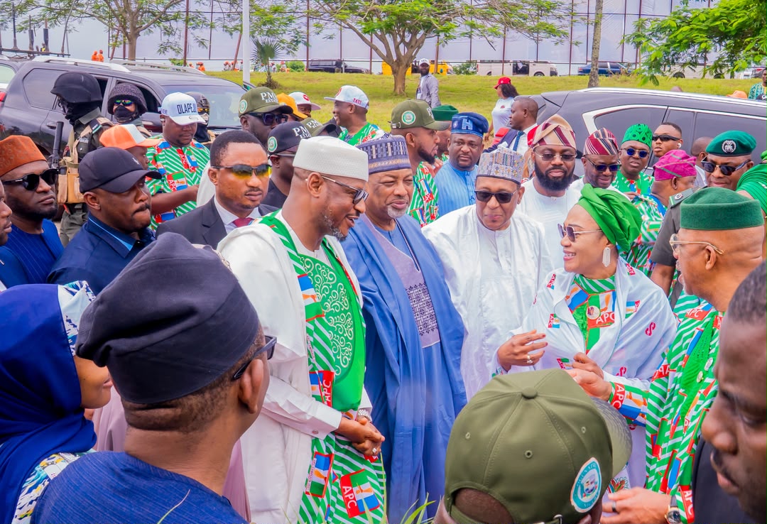 Governor Dikko Radda joins First Lady Oluremi Tinubu and Ogun Governor Dapo Abiodun at a project commissioning in Ogun State.