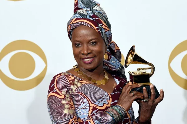 Angélique Kidjo at the Hollywood Walk of Fame ceremony in Los Angeles