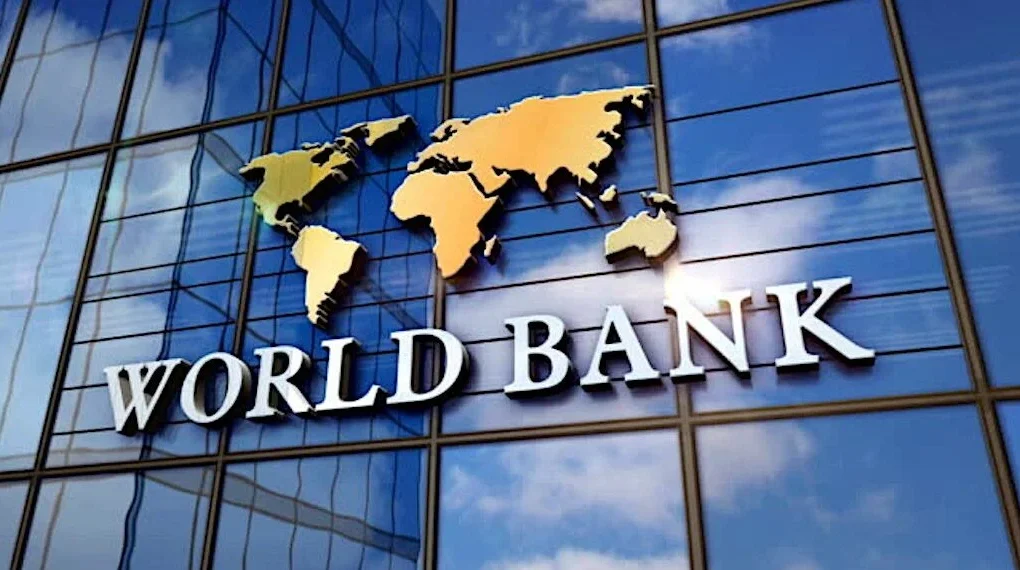 World Bank launches report urging developing countries to adopt artificial intelligence for economic growth and better public services.