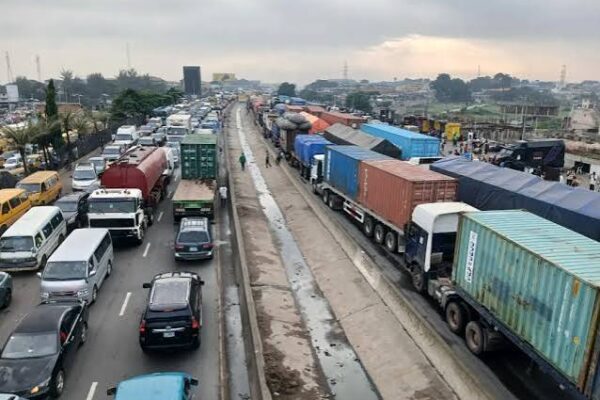 Heavy traffic gridlock on the Lagos-Ibadan Expressway near Kara Bridge