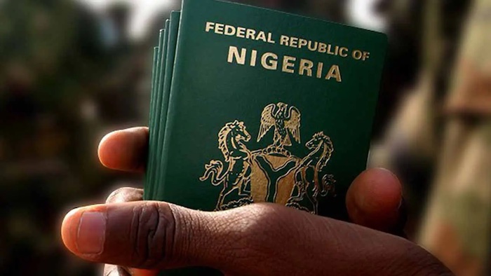 Nigerian passport renewal through the NIS contactless system