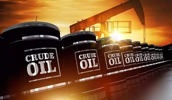 Crude oil prices fall as US-Iran talks raise hopes of easing Middle East supply disruptions.