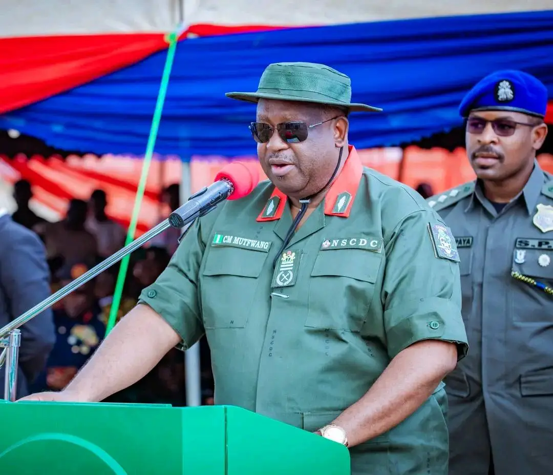 Plateau State Governor Caleb Mutfwang receives the State Police Advisory Committee’s progress report in Jos.